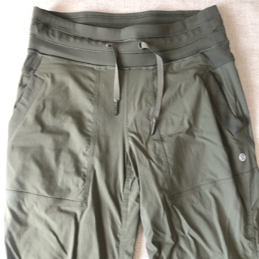Lululemon dance studio pants.